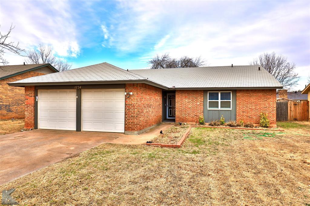1734 Bob White Court Property Photo