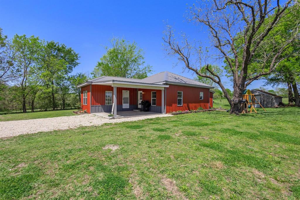 298 County Road 3351 Property Photo