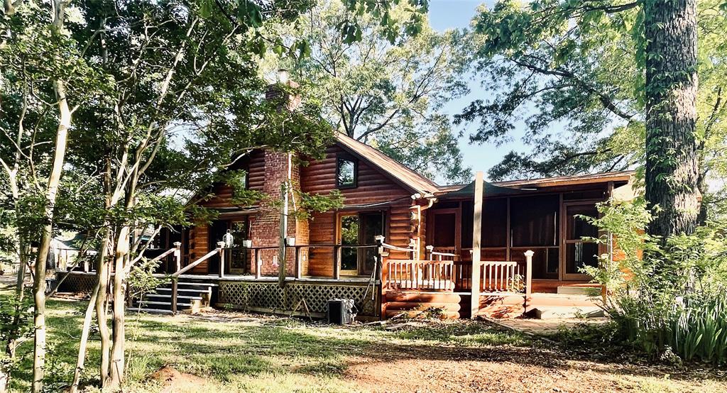 101 Private Road 5568 Property Photo