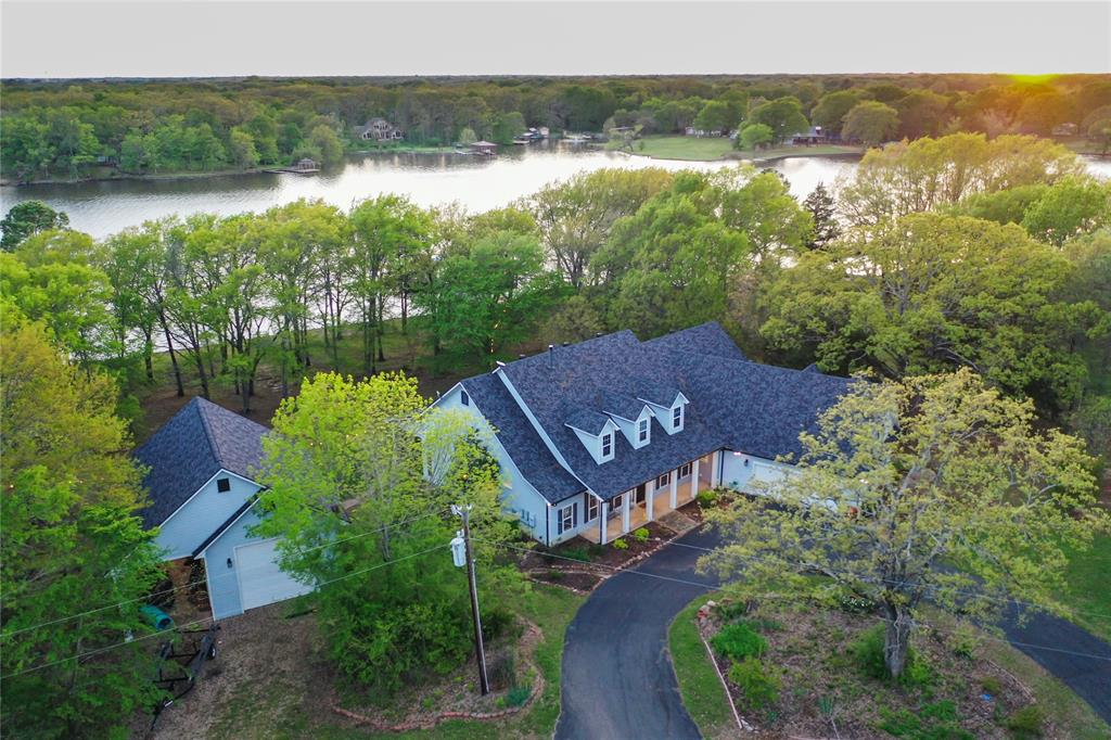 9635 N Park Drive Property Photo