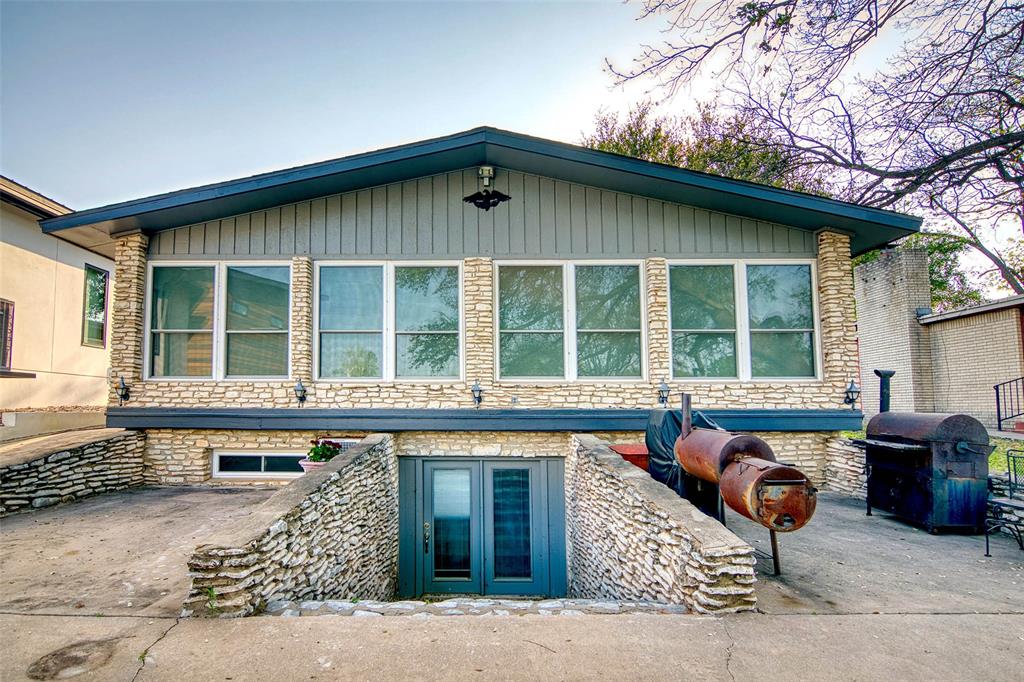 108 Riverside Drive Property Photo 6