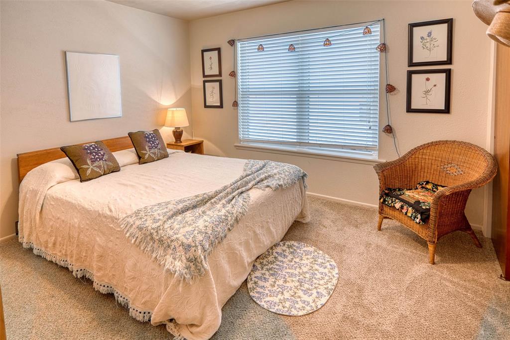 108 Riverside Drive Property Photo 16