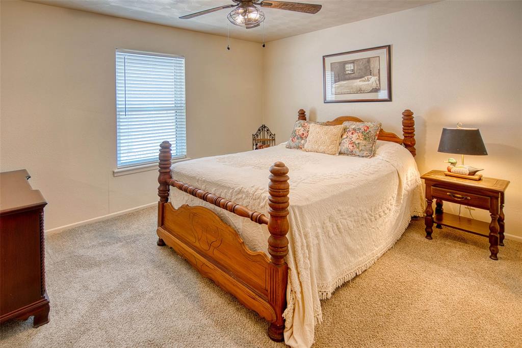 108 Riverside Drive Property Photo 17