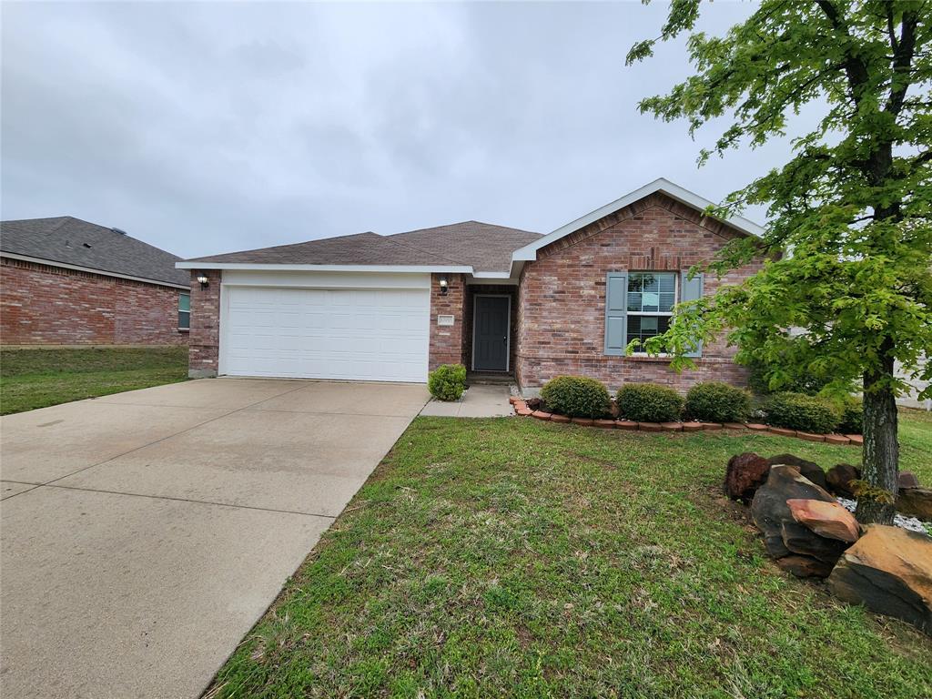 1200 Foxglove Lane Property Photo 1