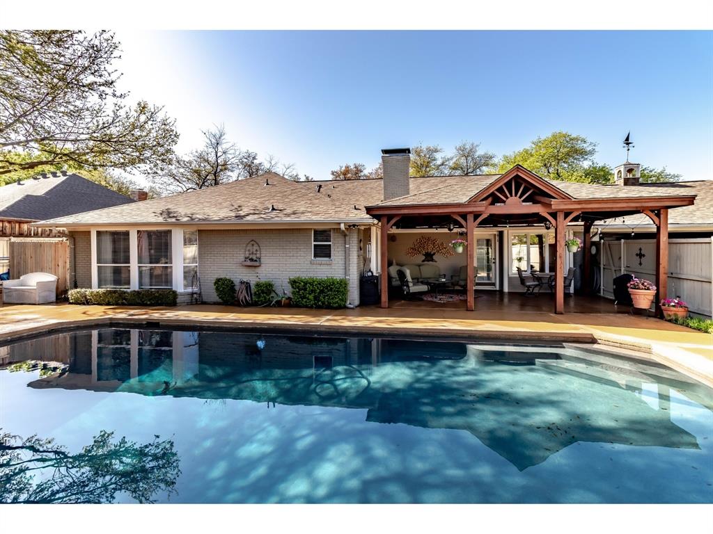 1470 Meandering Way Property Photo 1