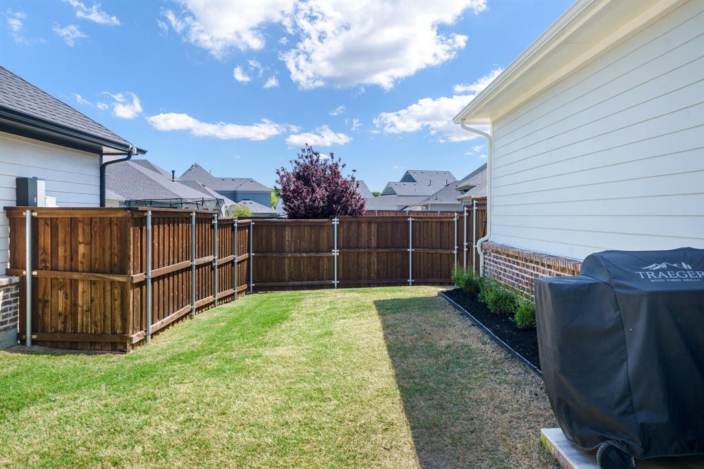 2804 Drummond Street Property Photo 9