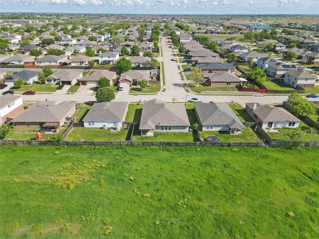 1418 Feather Crest Drive Property Photo 2