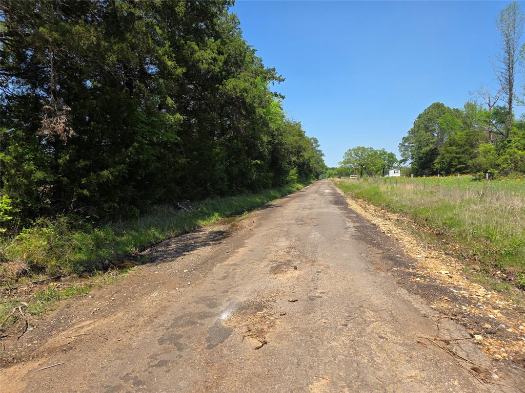0000 Cr-4240 Property Photo 5