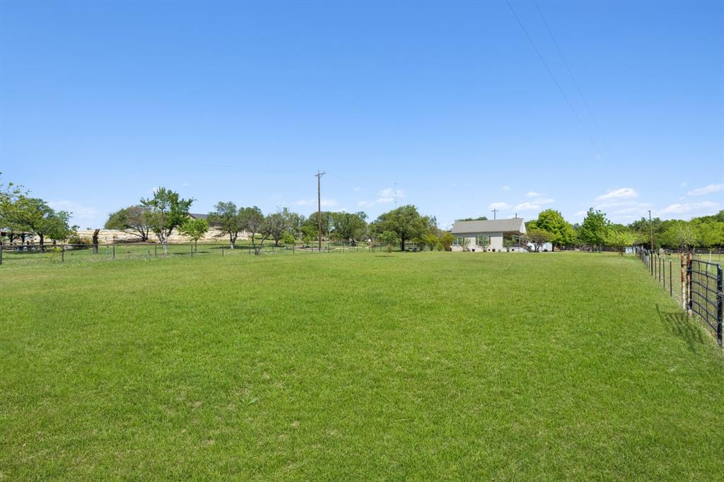 2301 Loop 567 Property Photo 14