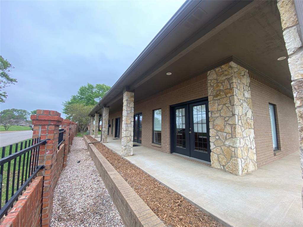 16321 Fm 344 Ste 8 Property Photo 2