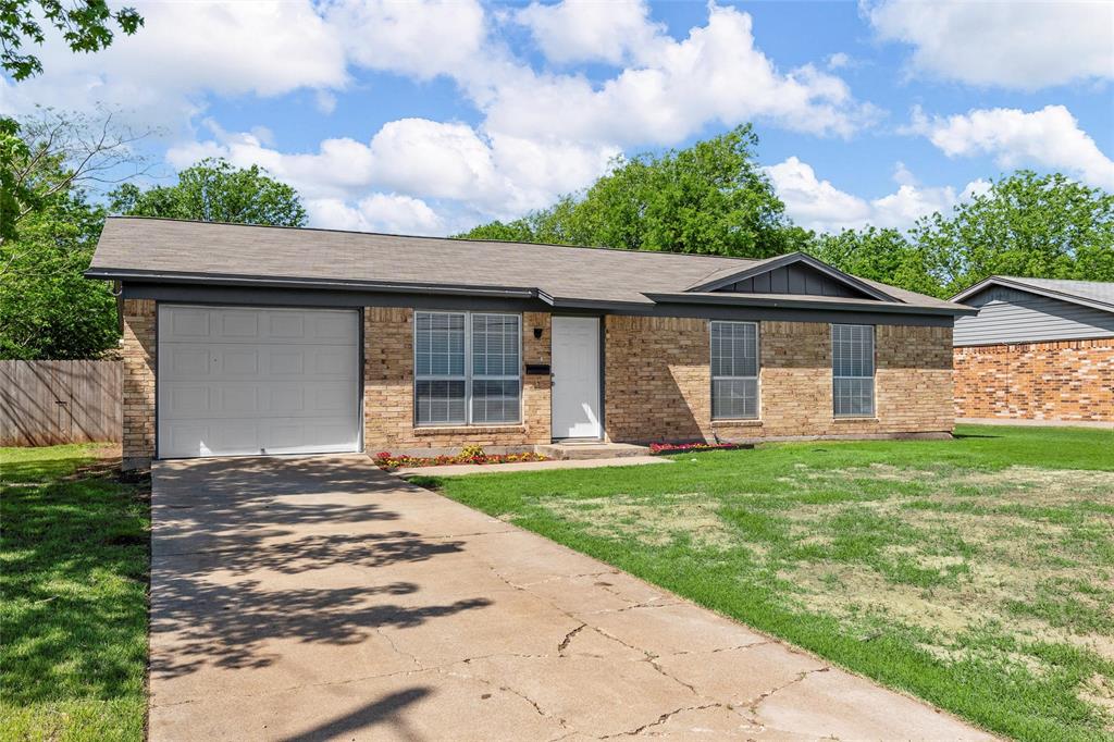 520 N Main Property Photo