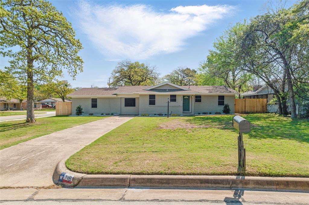 718 Paula Lane Property Photo