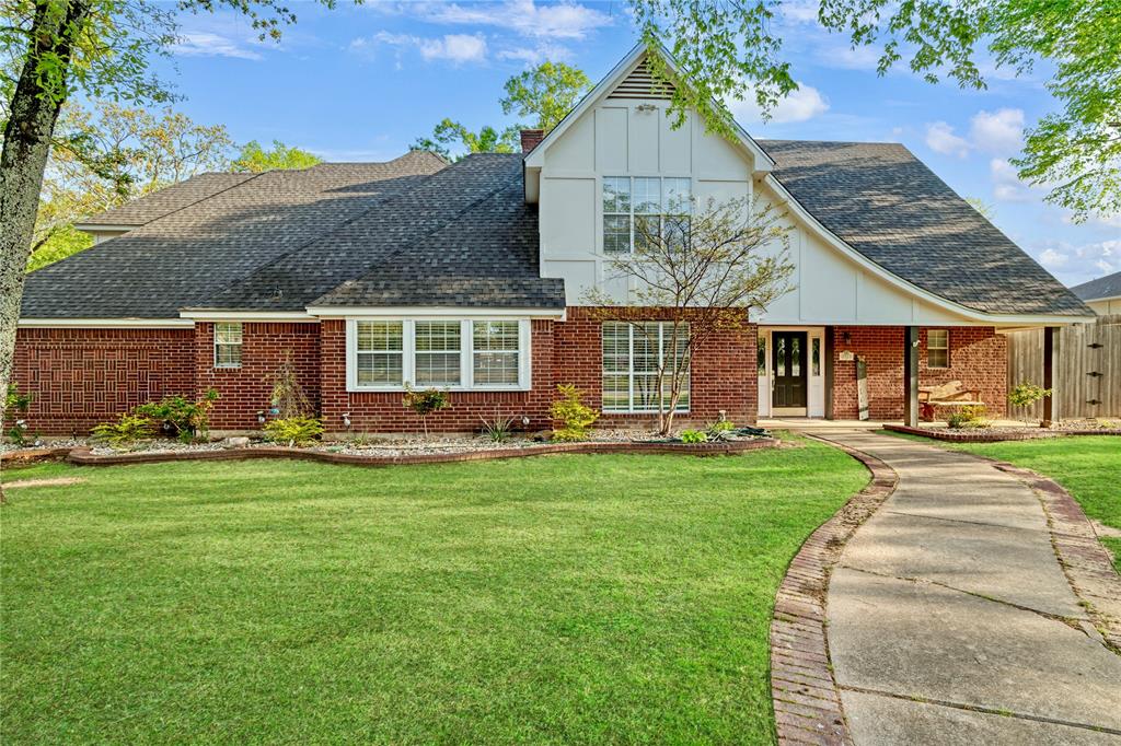 3925 Lakeshore Drive Property Photo