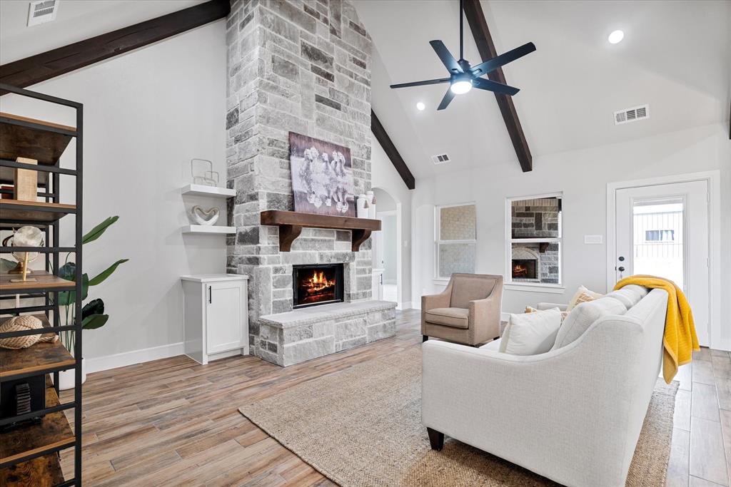 233 Marshall Circle