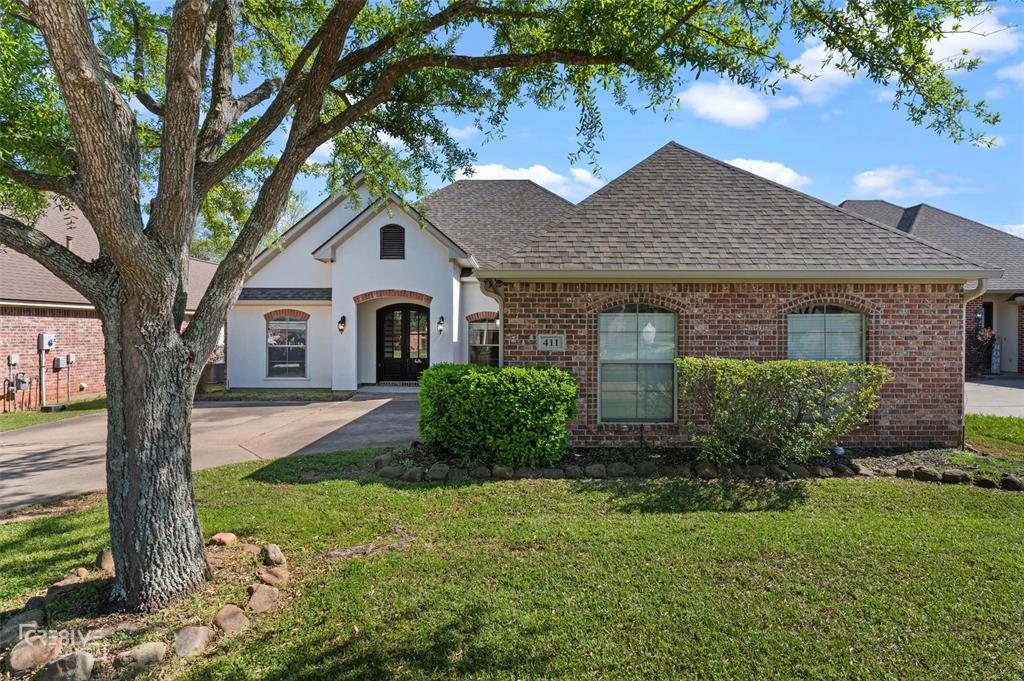 411 Magazine Court Property Photo 1