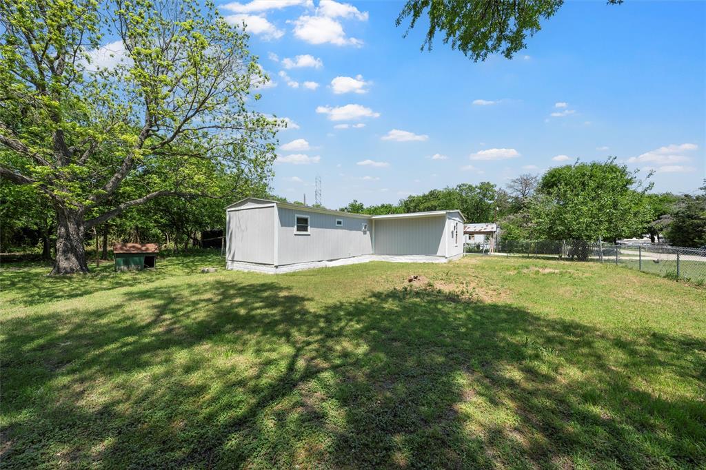 413 Forest Avenue Property Photo 2