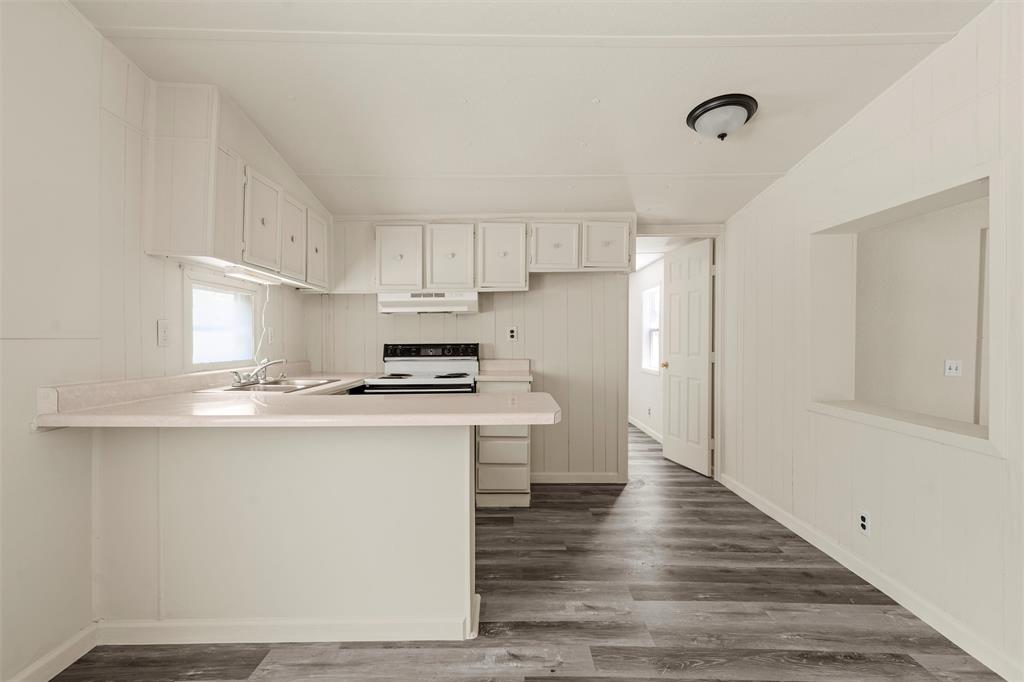 413 Forest Avenue Property Photo 5