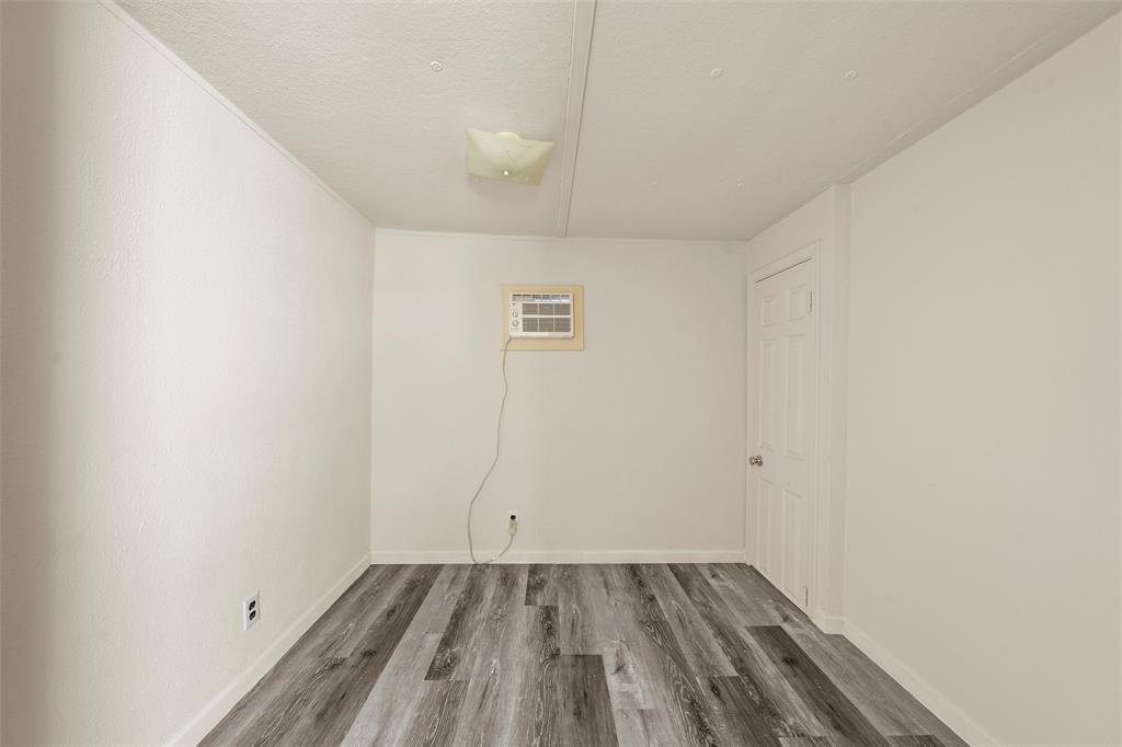 413 Forest Avenue Property Photo 9