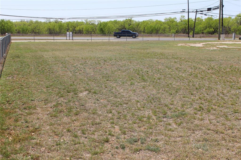 500 Garmon Drive Property Photo 5