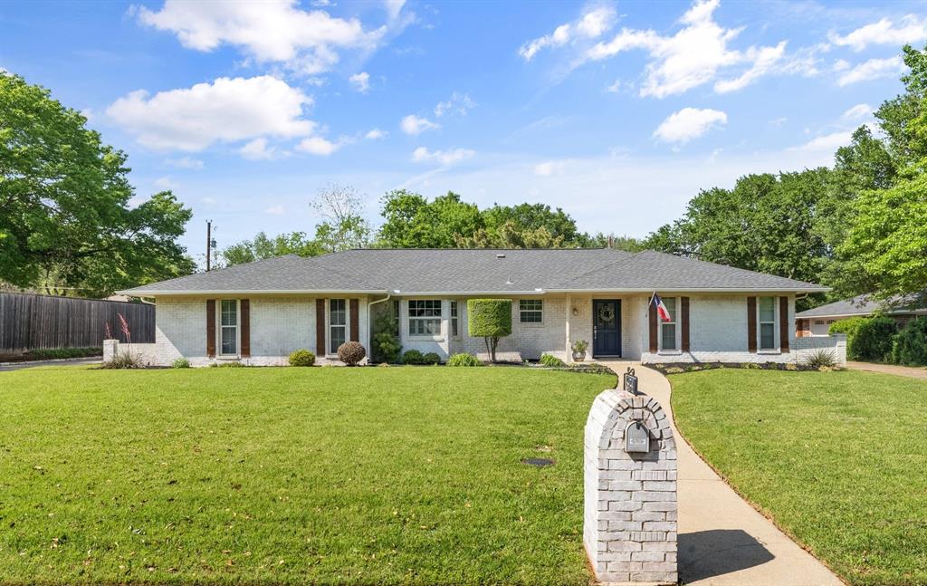 634 Medina Drive Property Photo