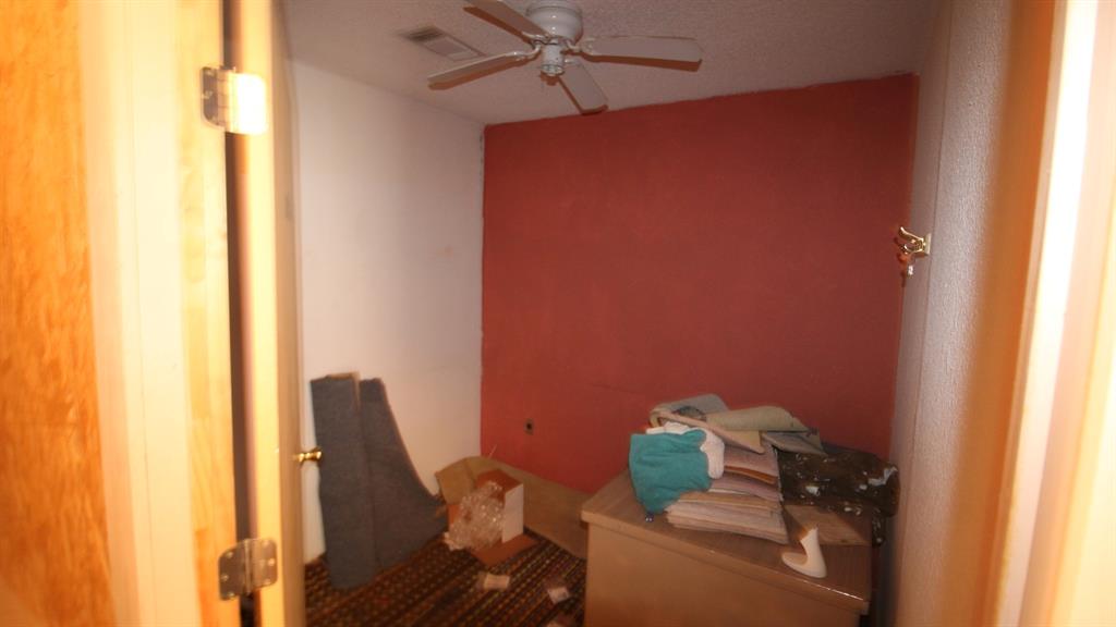 135 N Main Street Property Photo 17