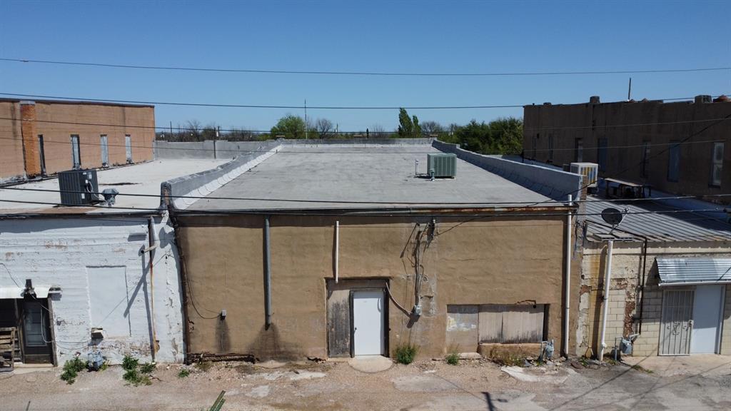135 N Main Street Property Photo 19