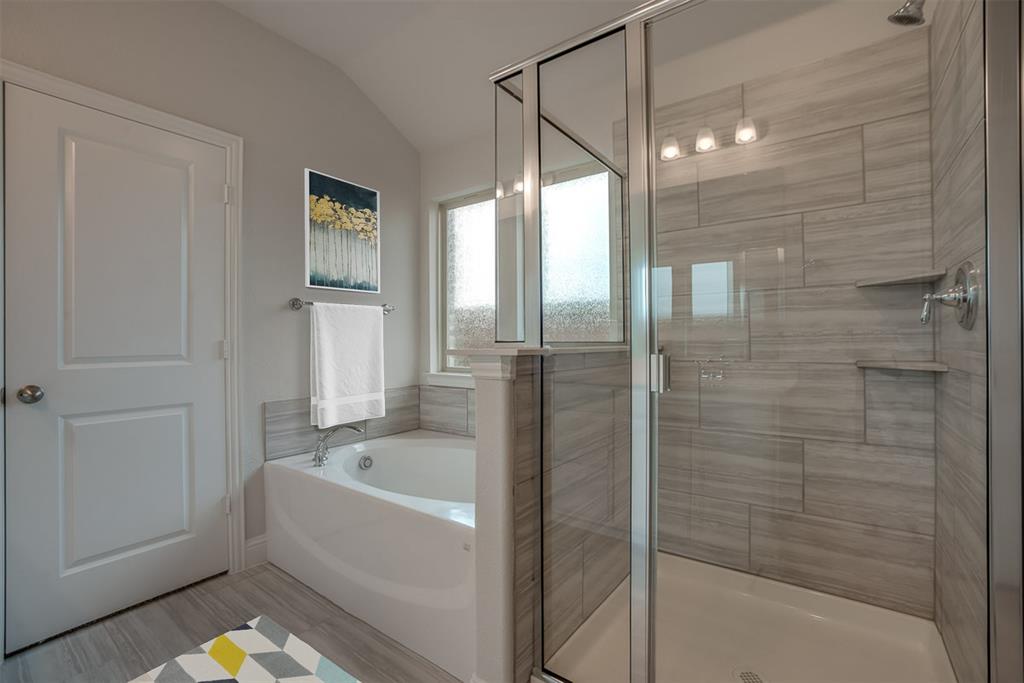 2425 Swinley Forest Street Property Photo 5