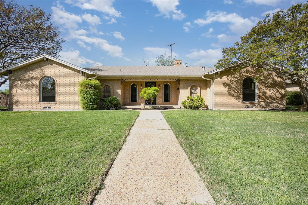 1909 Patton Drive Property Photo 1