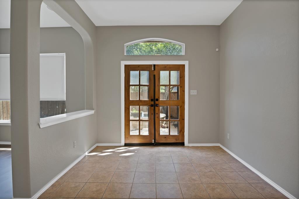 9409 Stonewood Drive Property Photo 12