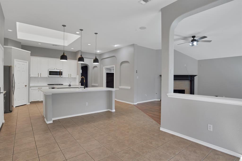 9409 Stonewood Drive Property Photo 13