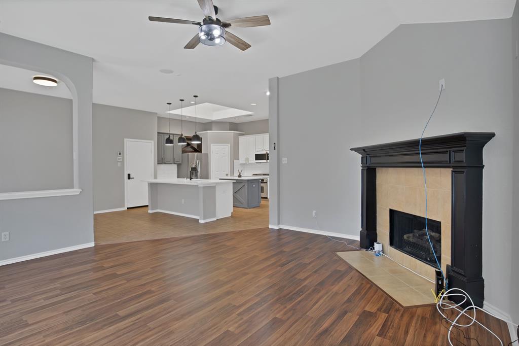 9409 Stonewood Drive Property Photo 16