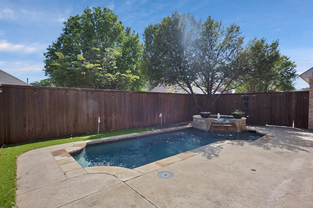 9409 Stonewood Drive Property Photo 34