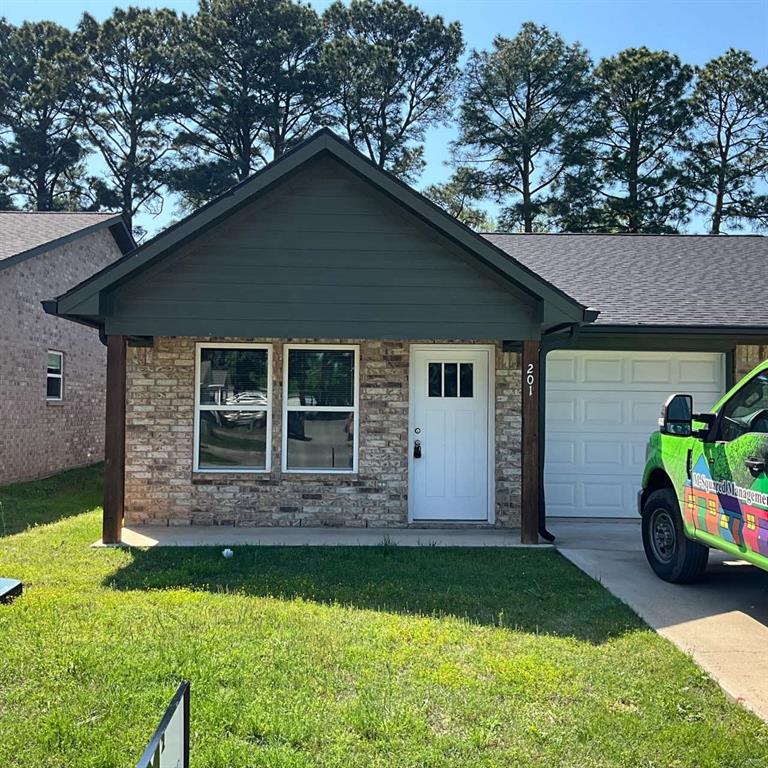 201 Isabella Street Property Photo