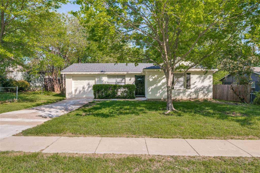 1209 Edgemont Drive Property Photo