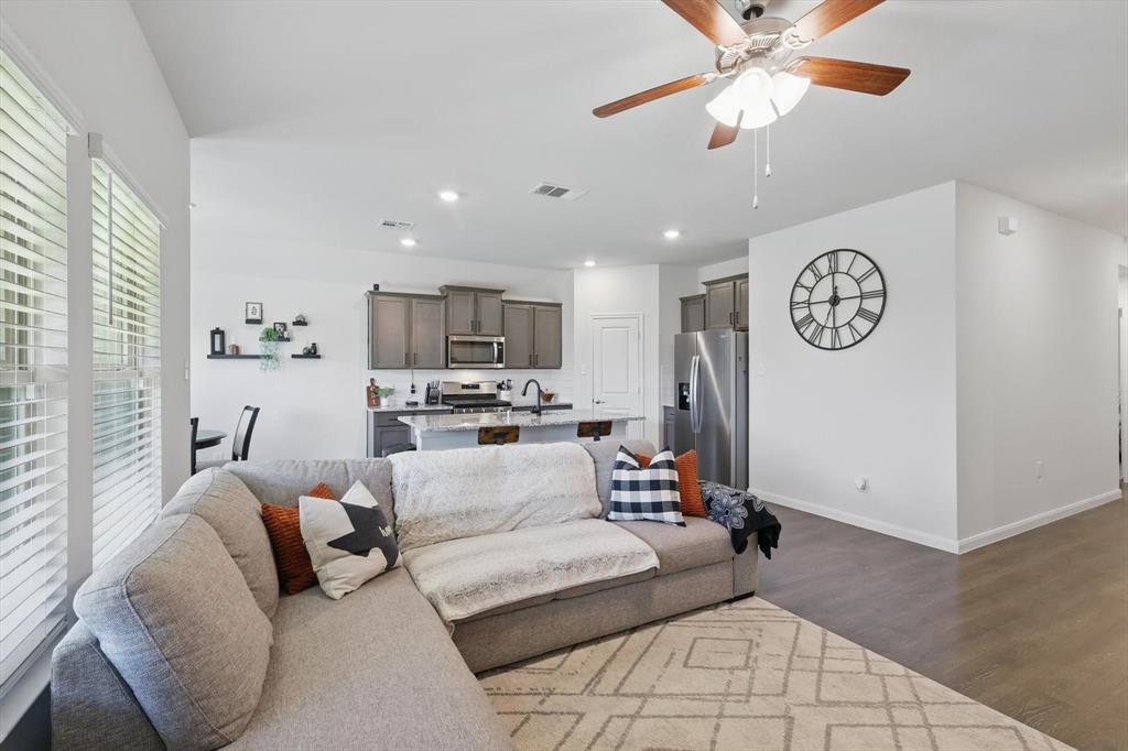 903 Saddle Club Way Property Photo 12