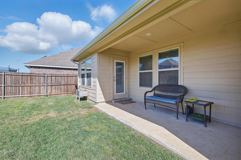 903 Saddle Club Way Property Photo 29