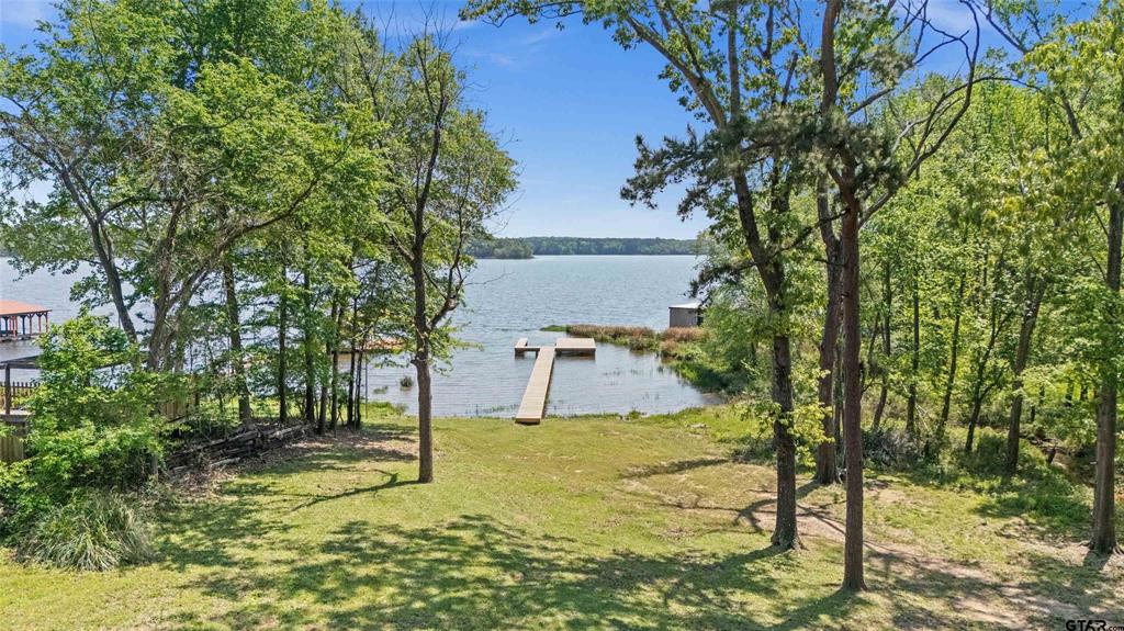 15185 Big Oak Bay Road Property Photo