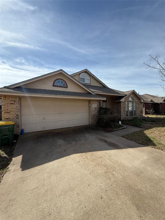 313 N Point Drive Property Photo
