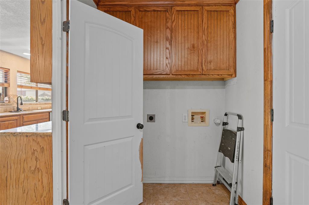 2700 Stone Creek Lane Property Photo 14