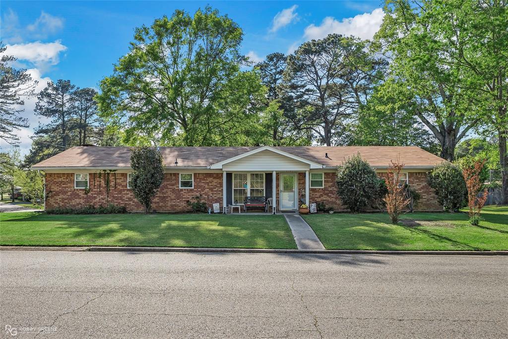 1207 Park Highway Property Photo