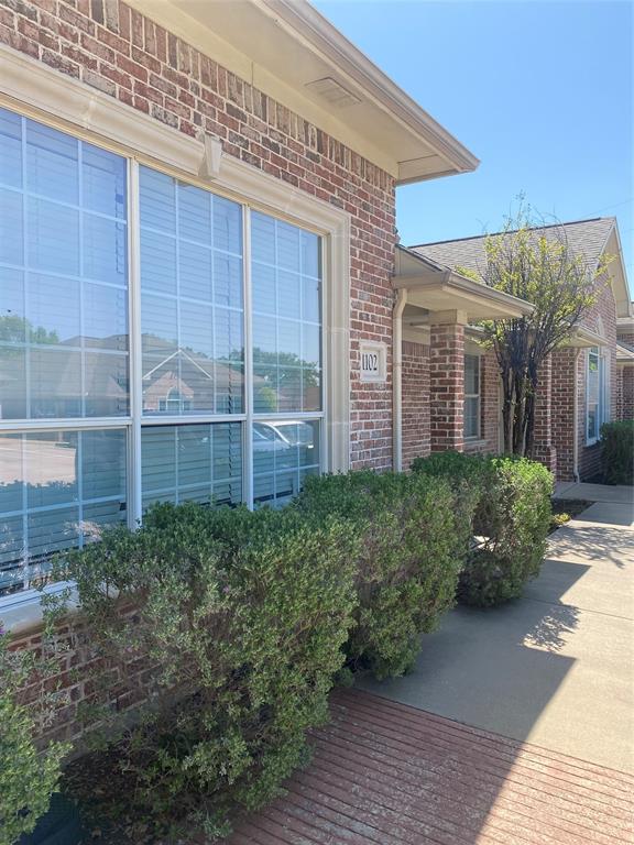 2840 Keller Springs Road Property Photo 2