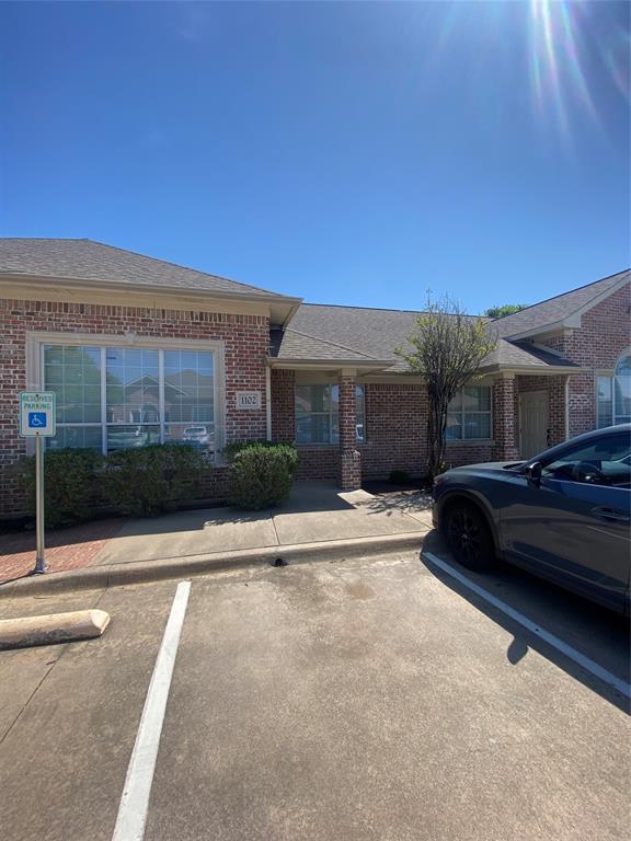 2840 Keller Springs Road Property Photo 3