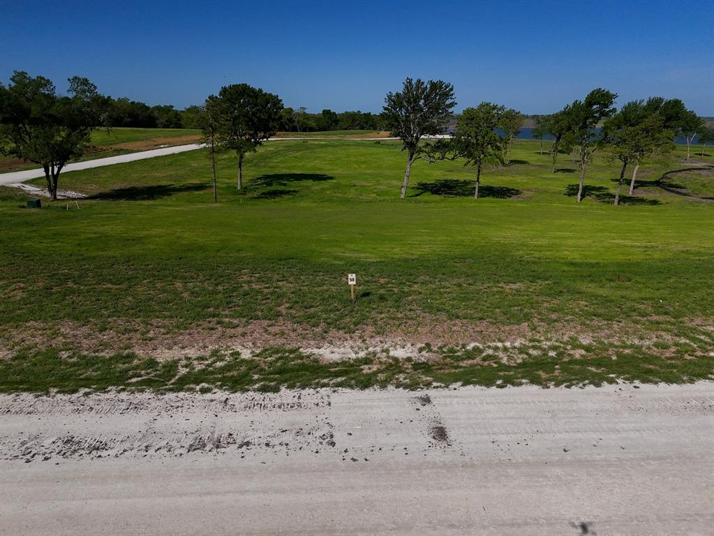 261 Clubhouse Drive Property Photo 3