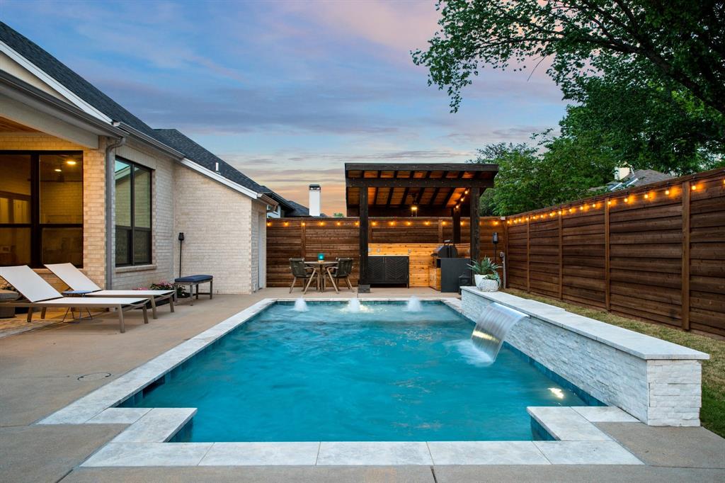 2093 Holt Way Property Image