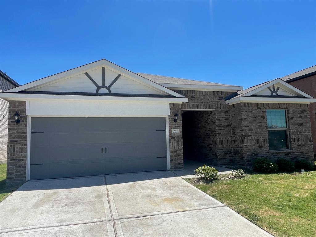 612 Fountain Drive Property Photo