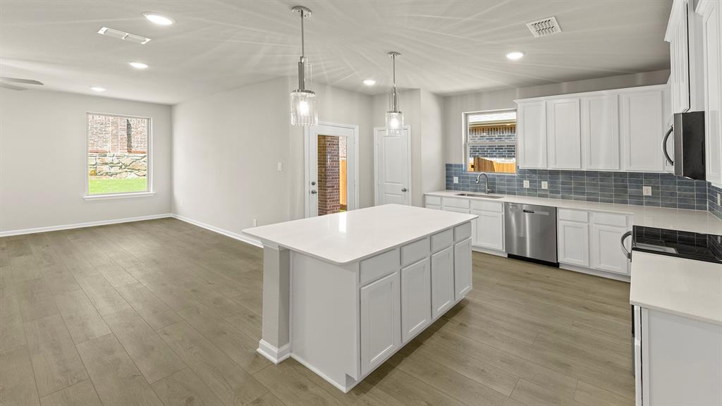 2544 Three Bars Property Photo 6