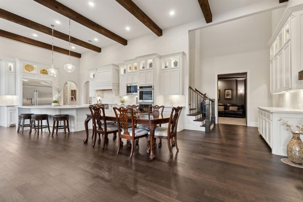8778 Happy Hollow Drive Property Photo 8