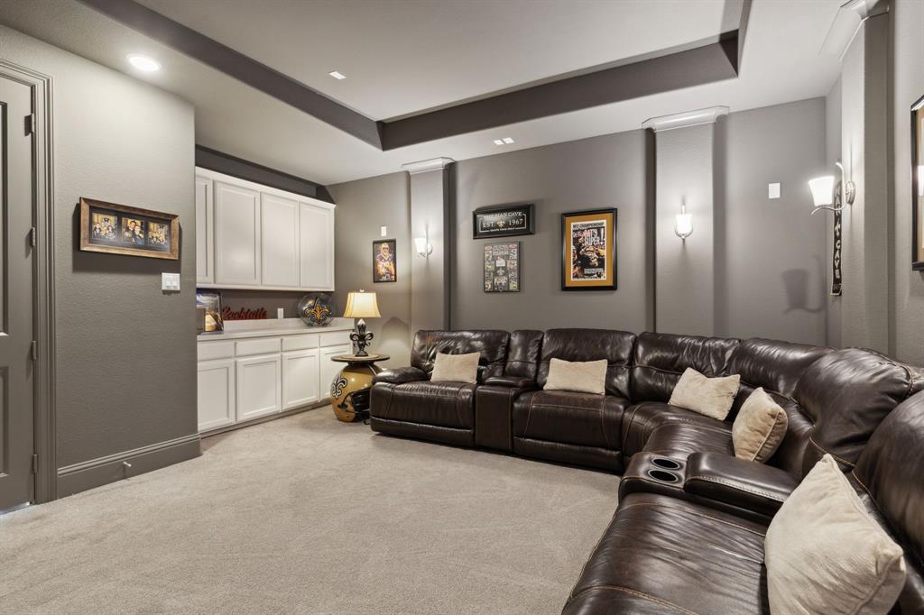8778 Happy Hollow Drive Property Photo 10