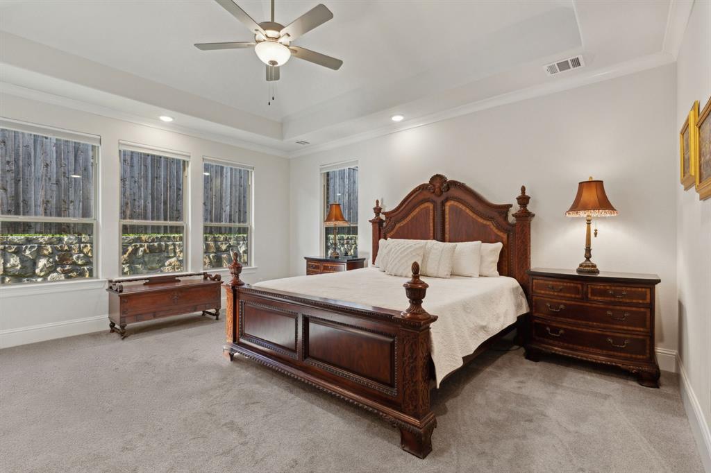 8778 Happy Hollow Drive Property Photo 14