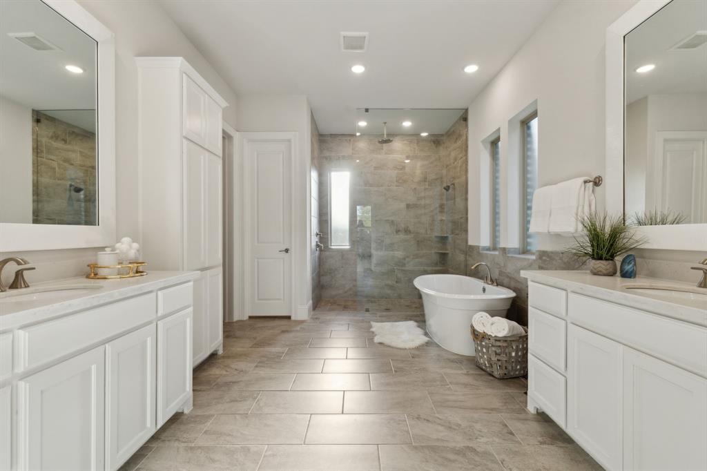 8778 Happy Hollow Drive Property Photo 15